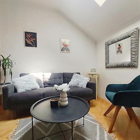 Zara Apartment With Terrace Near Old Town 모스타르 외부 사진