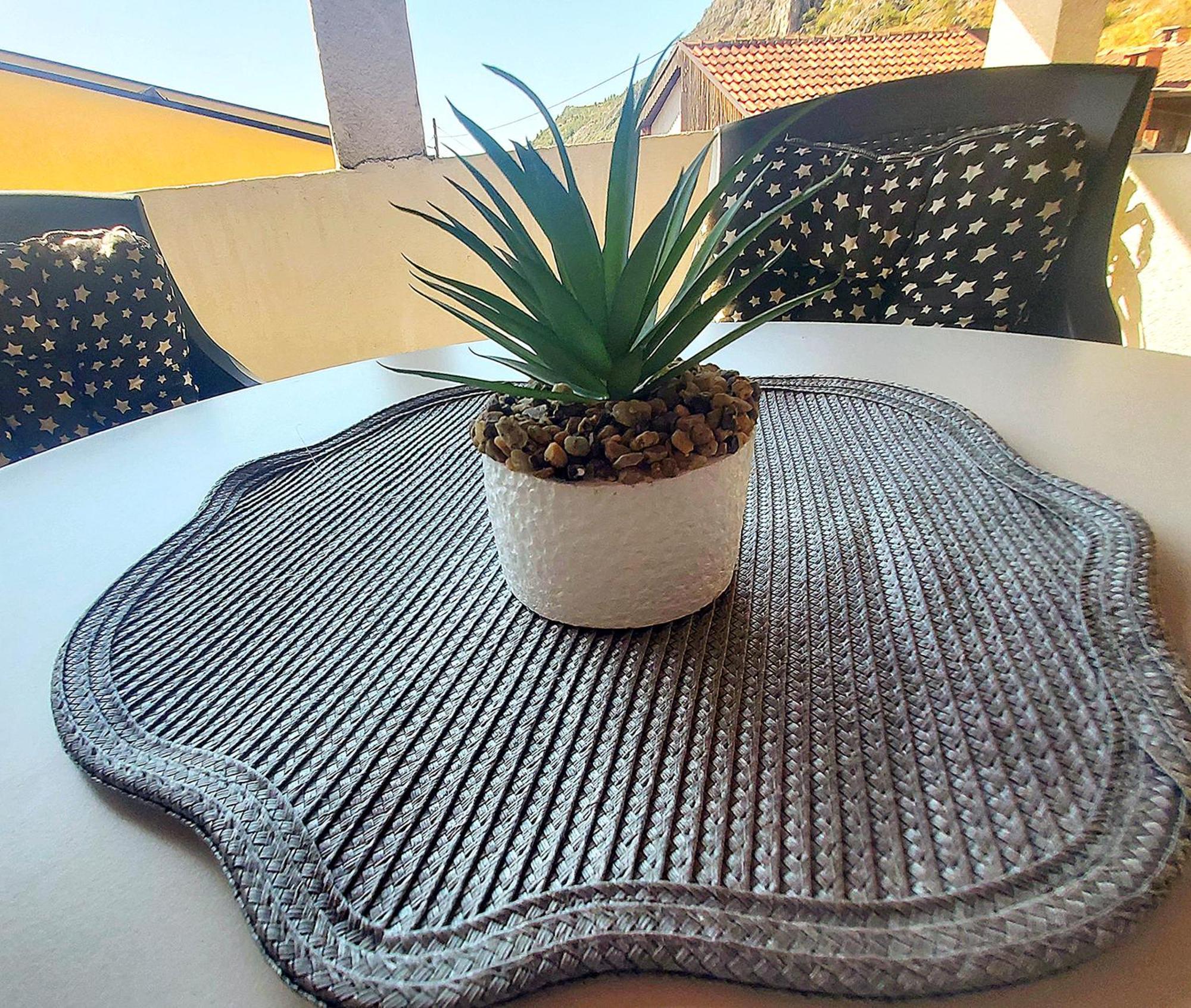 Zara Apartment With Terrace Near Old Town 모스타르 외부 사진